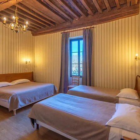 Hotel Logis De La Cloche 3*