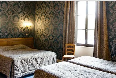 Hotel Logis De La Cloche