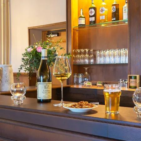 Hotel Logis De La Cloche 3*