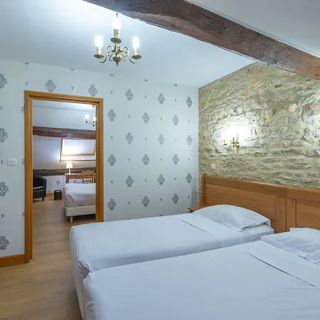 Hotel Logis De La Cloche