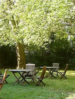 Logis De La Cloche Hotel