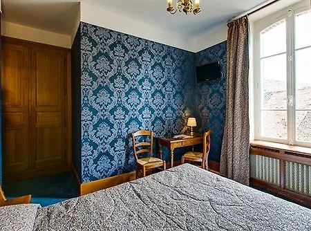 Logis De La Cloche Hotel