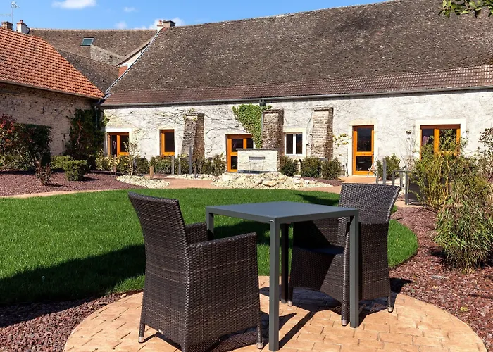 Logis De La Cloche 3*