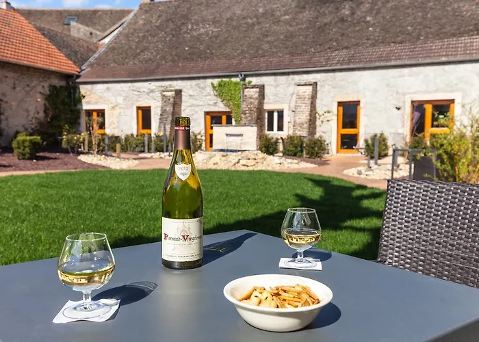 Hotel Logis De La Cloche Beaune (Cote d'Or)